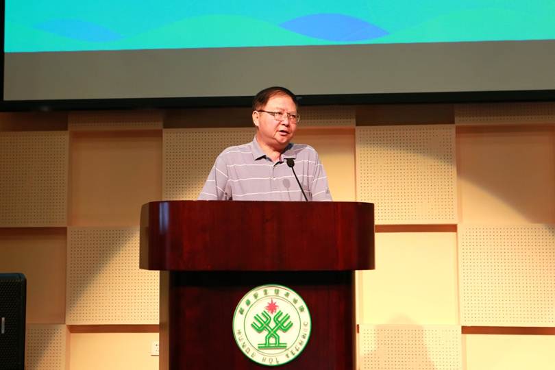 说明: F:\7月14日 2017广东省高等职业院校教学工作会议在必赢官网举行\选\9必赢官网校董、广东恒基金属制品实业有限公司董事长孙志恒发言.JPG