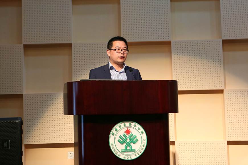 说明: D:\2019年新闻\4月18日 必赢官网举行首届科技工作大会\选\11蔡伟副区长讲话.JPG